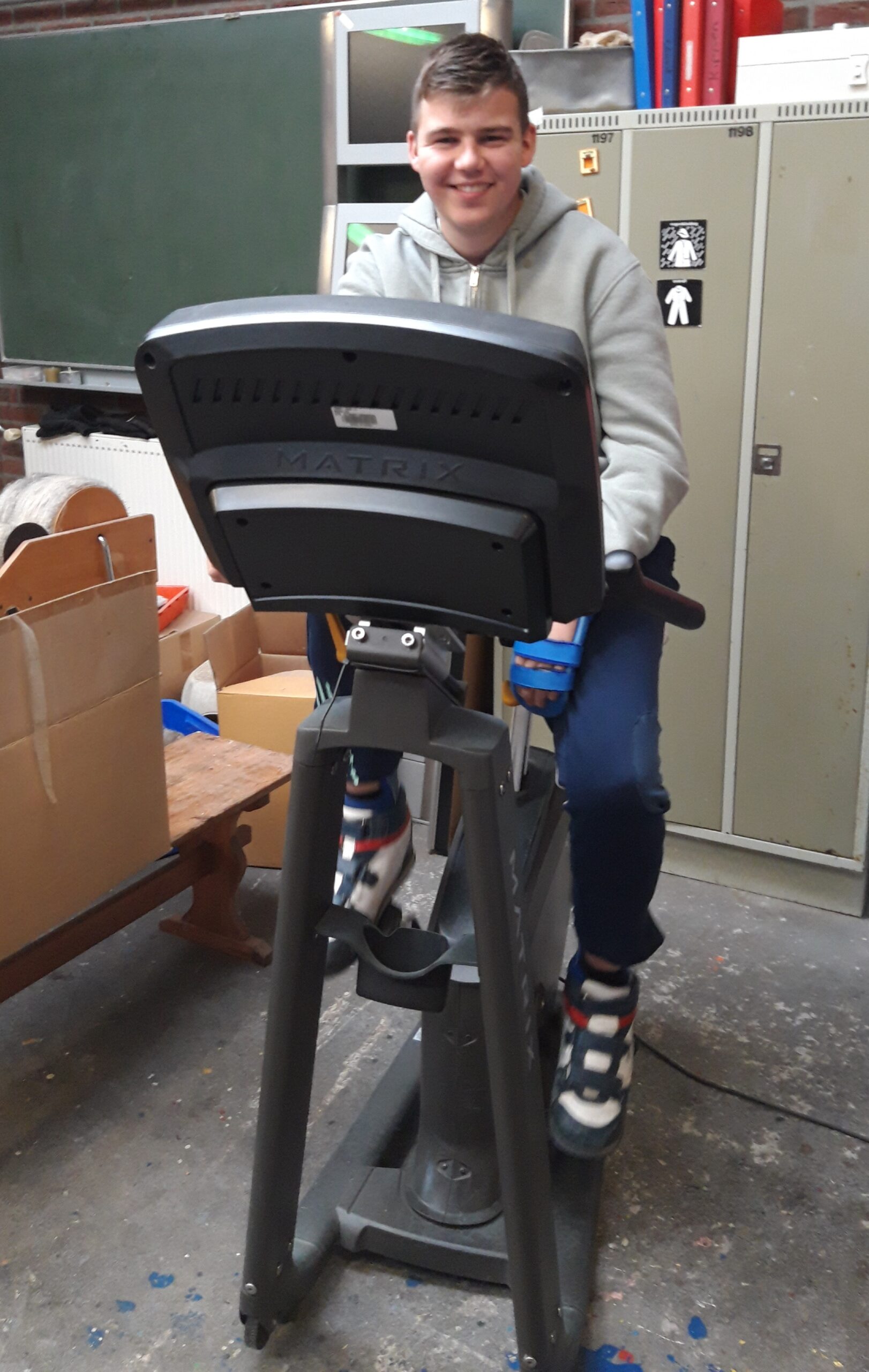 Drie keer in de week trapt Thomas er goed op los